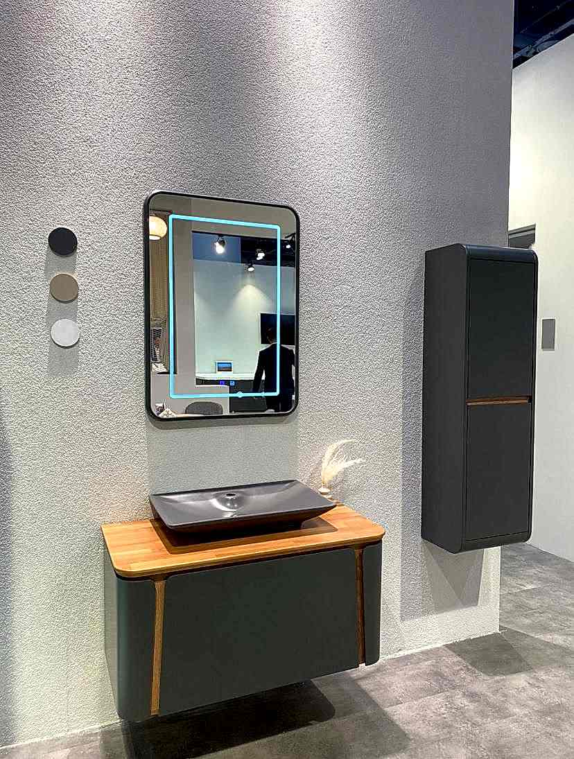 Royal Banyo Dolapları